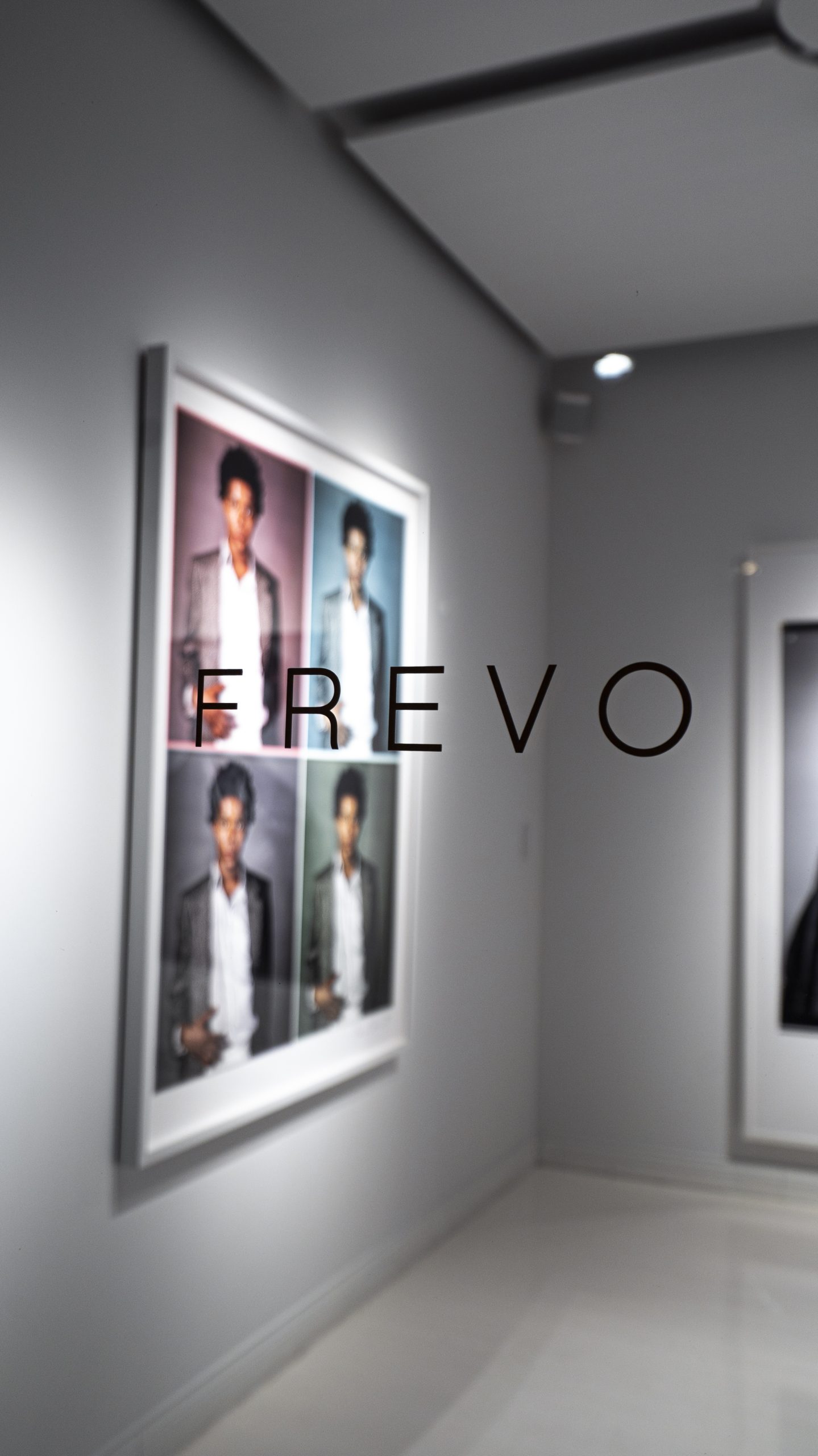 LED gallery lighting cost comparison in New York, Buffalo