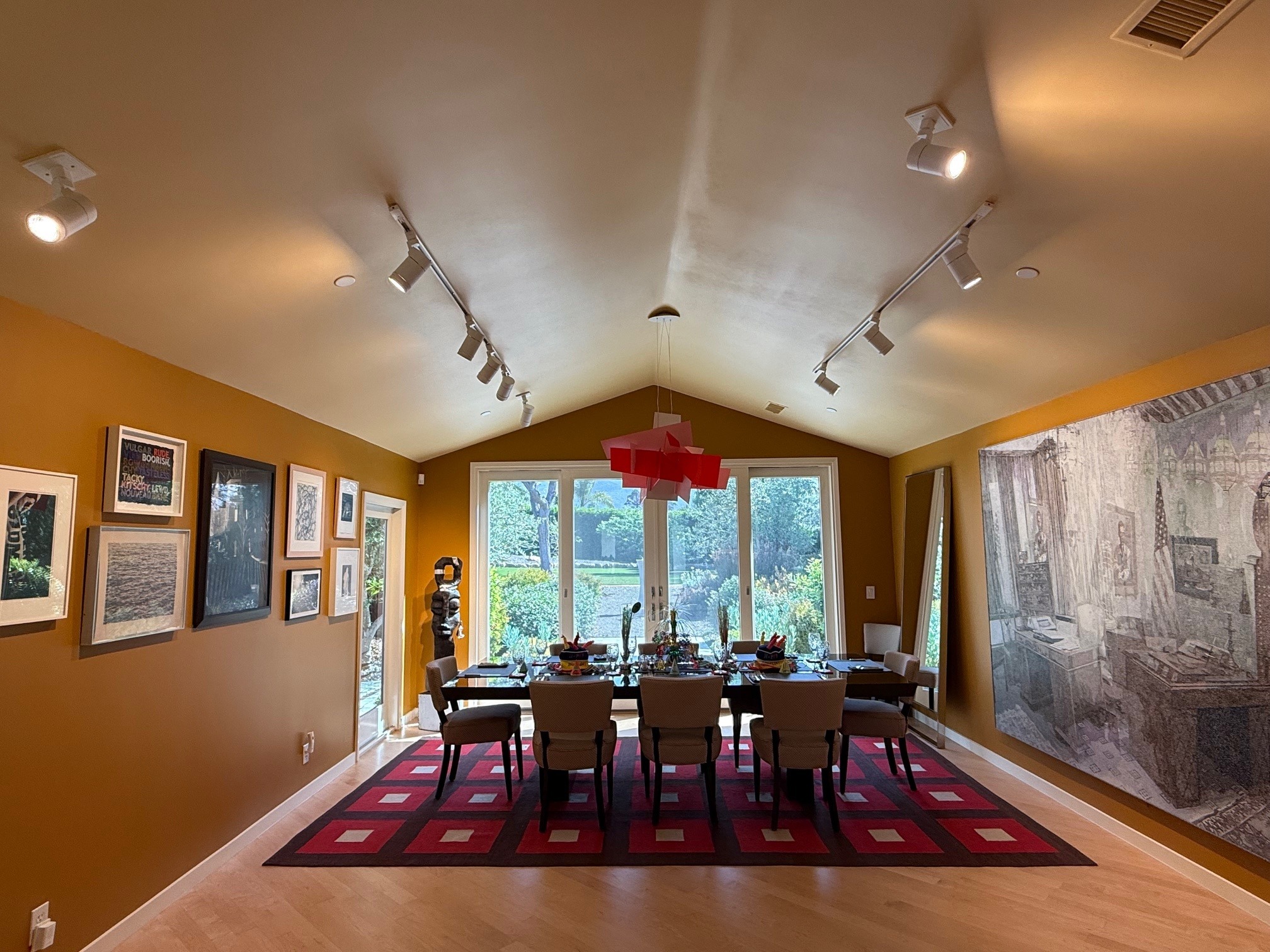 How to choose art gallery lighting in Virginia, Richmond