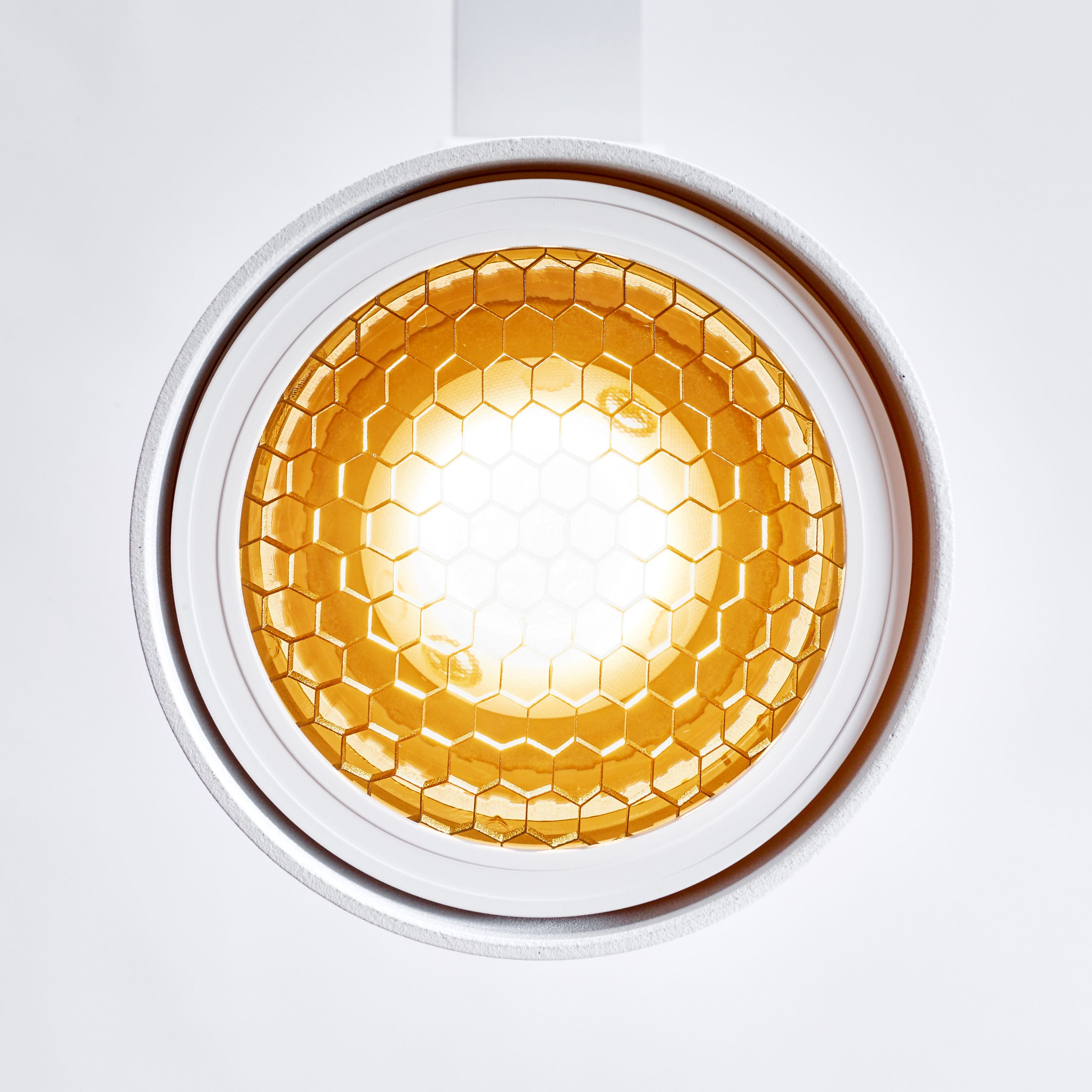 Buy museum grade LED art lights in New York, Manhattan