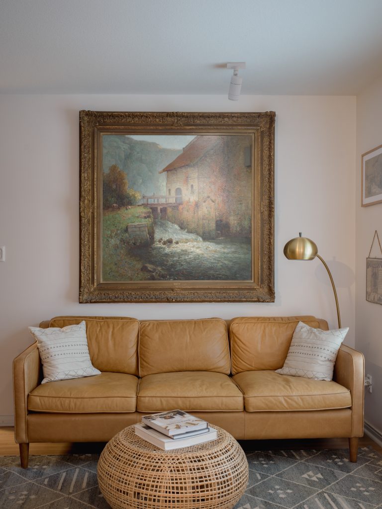 Buy modular track lighting systems for high value artwork in Phoenix, Arizona.